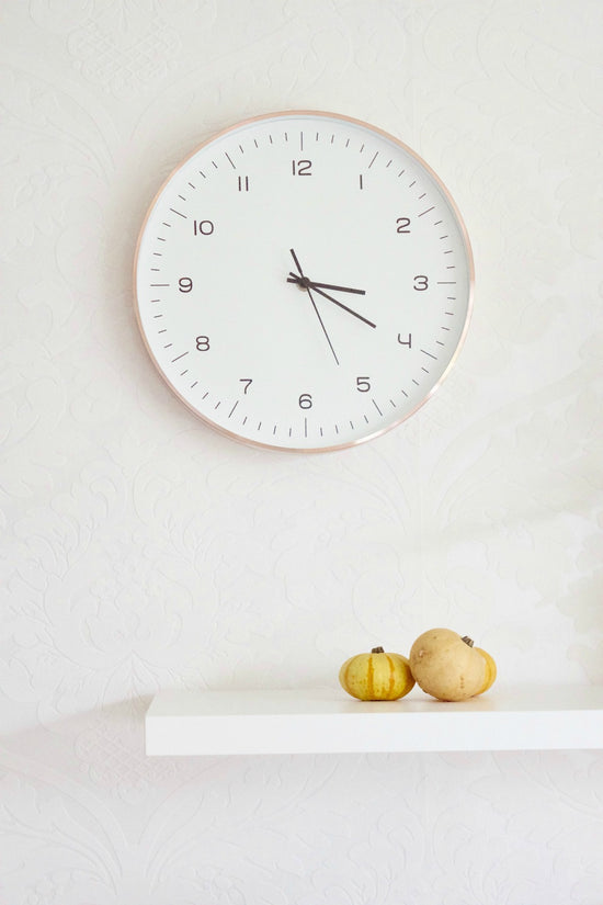 TOP TIPS FOR ADJUSTING TO THE CLOCKS GOING BACK