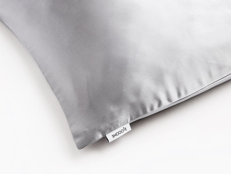 Mini Grey Silk Pillowcase